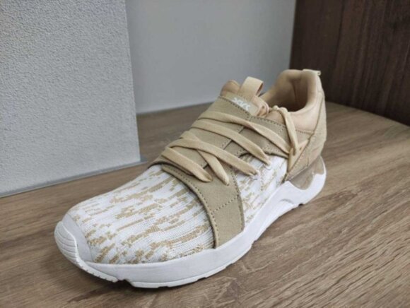 Кроссовки Asics Sanz Marzipan Кроссовки Asics Sanz Marzipan